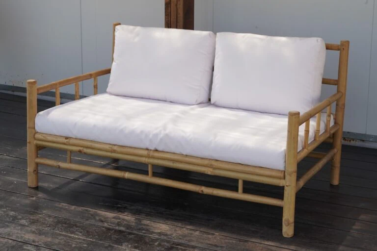 מערכת ישיבה יוקרתית לגינה דגם זוהר 2+1+1 + שולחן מרכזי 4